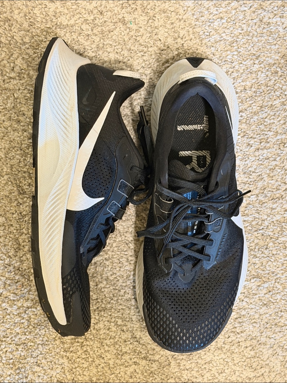 Nike Women’s Black and White Athletic Trail Running Shoes